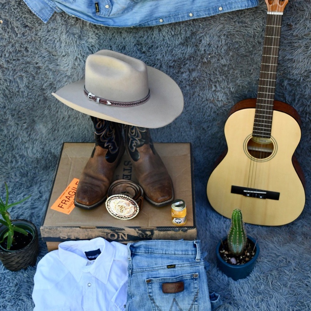 Western Bundle - Picture 5 of 7
